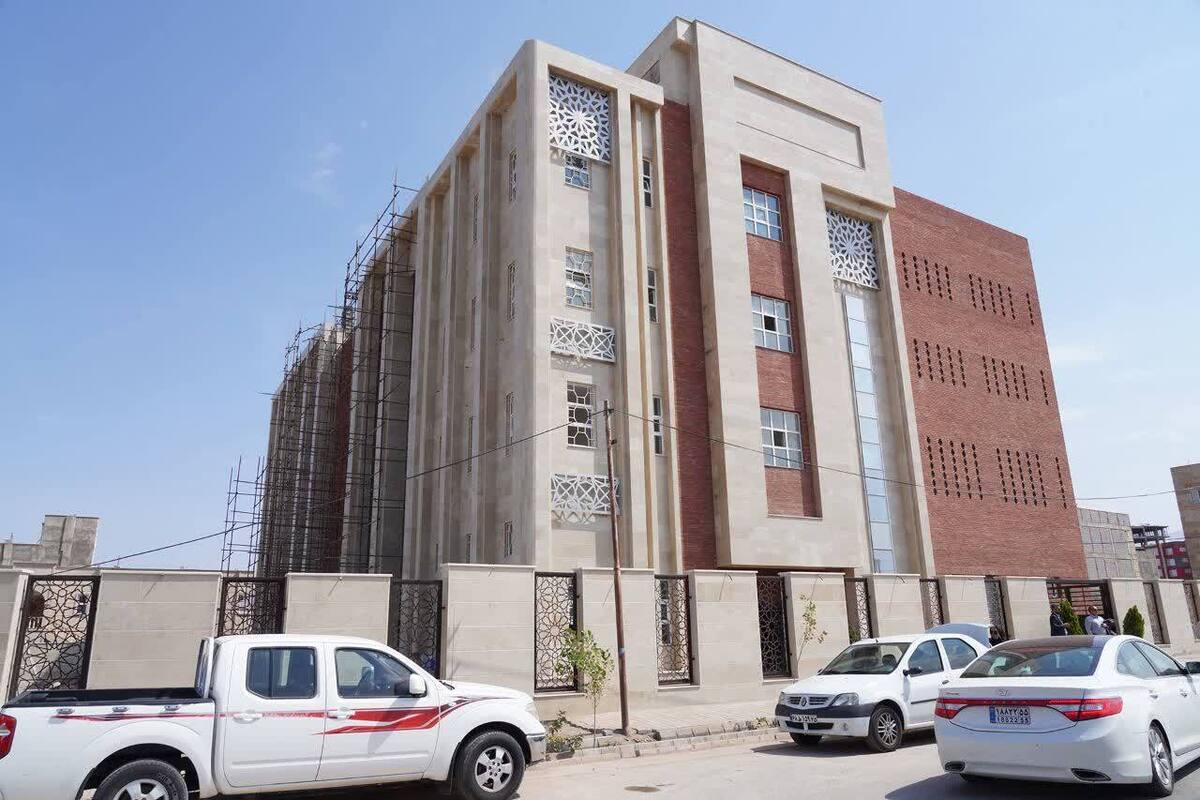 بازدید نماینده ولی فقیه در استان آذربایجان شرقی از پروژه فرهنگسرای ارس