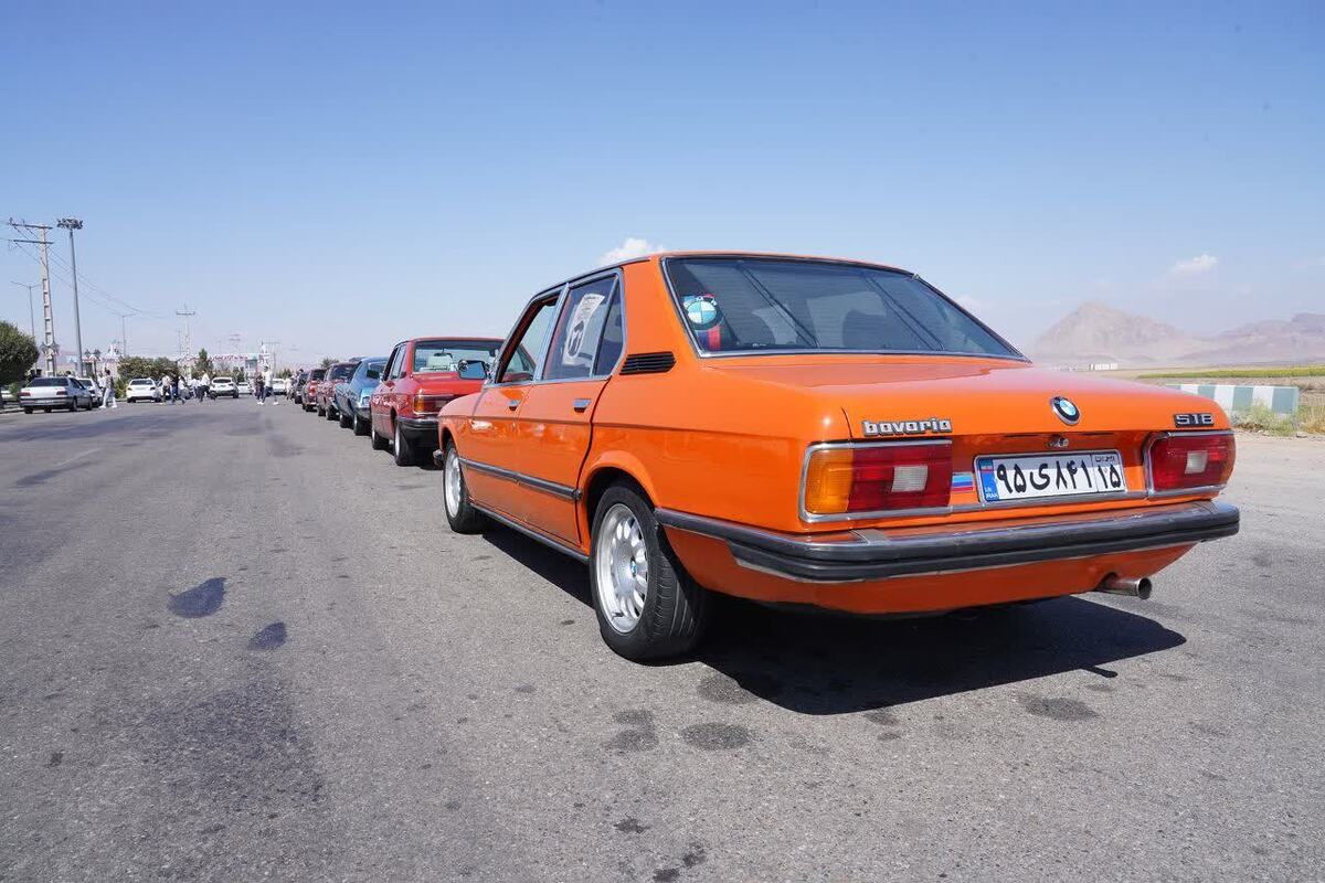 منطقه آزاد ارس میزبان رالی خودرو‌های کلاسیک