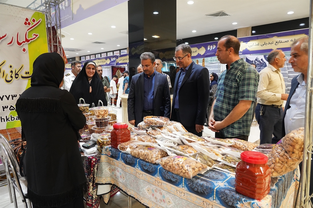 نمایشگاه توانمندی‌های روستاییان و جوامع محلی آذربایجان شرقی در ارس گشایش یافت