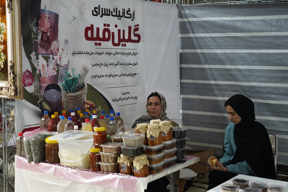 نمایشگاه توانمندی‌های روستاییان و جوامع محلی آذربایجان شرقی در ارس گشایش یافت