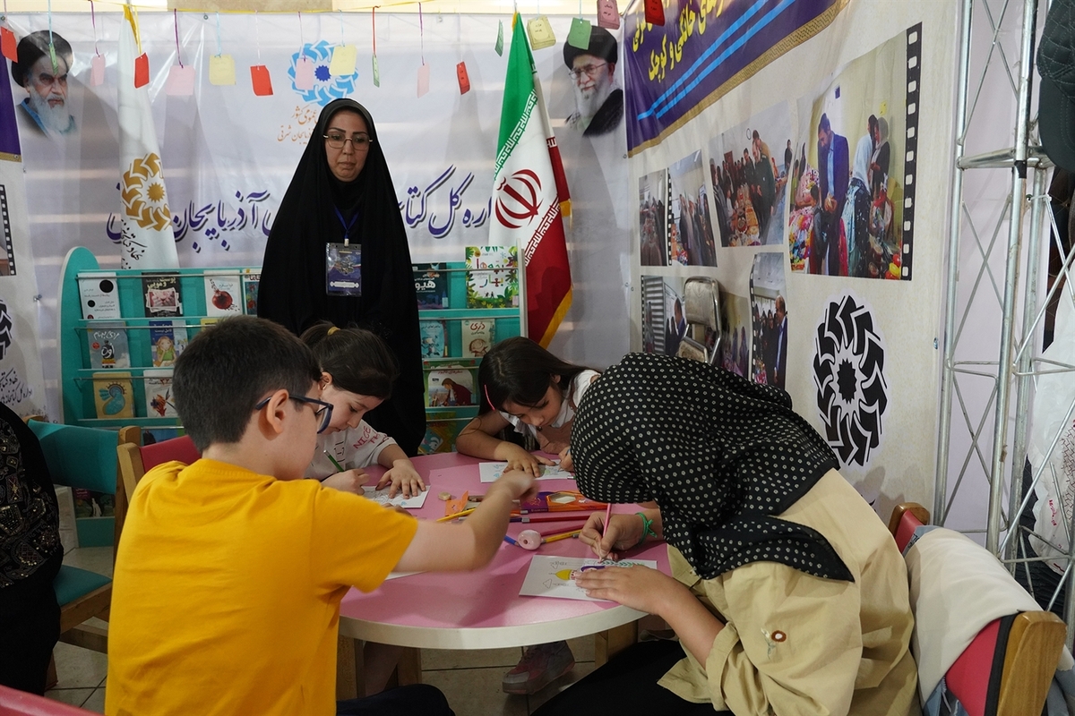 نمایشگاه توانمندی‌های روستاییان و جوامع محلی آذربایجان شرقی در ارس گشایش یافت