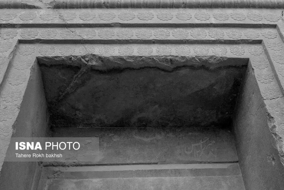 سیاه و سفید تخت‌جمشید