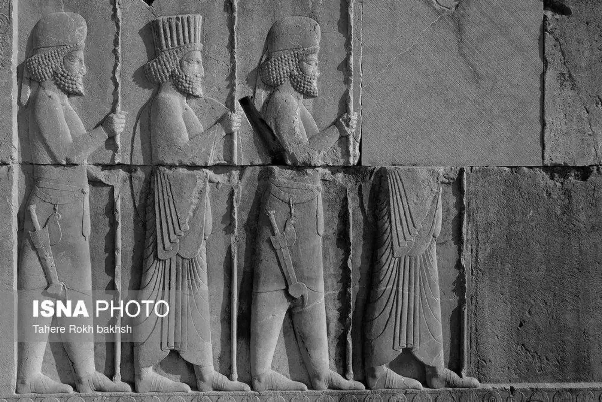 سیاه و سفید تخت‌جمشید