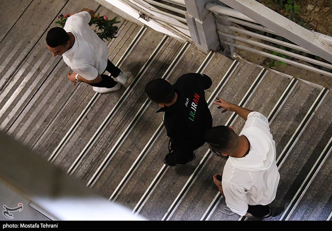 استقبال تاریخی از تیم ملی کشتی آزاد در فرودگاه امام خمینی (ره)