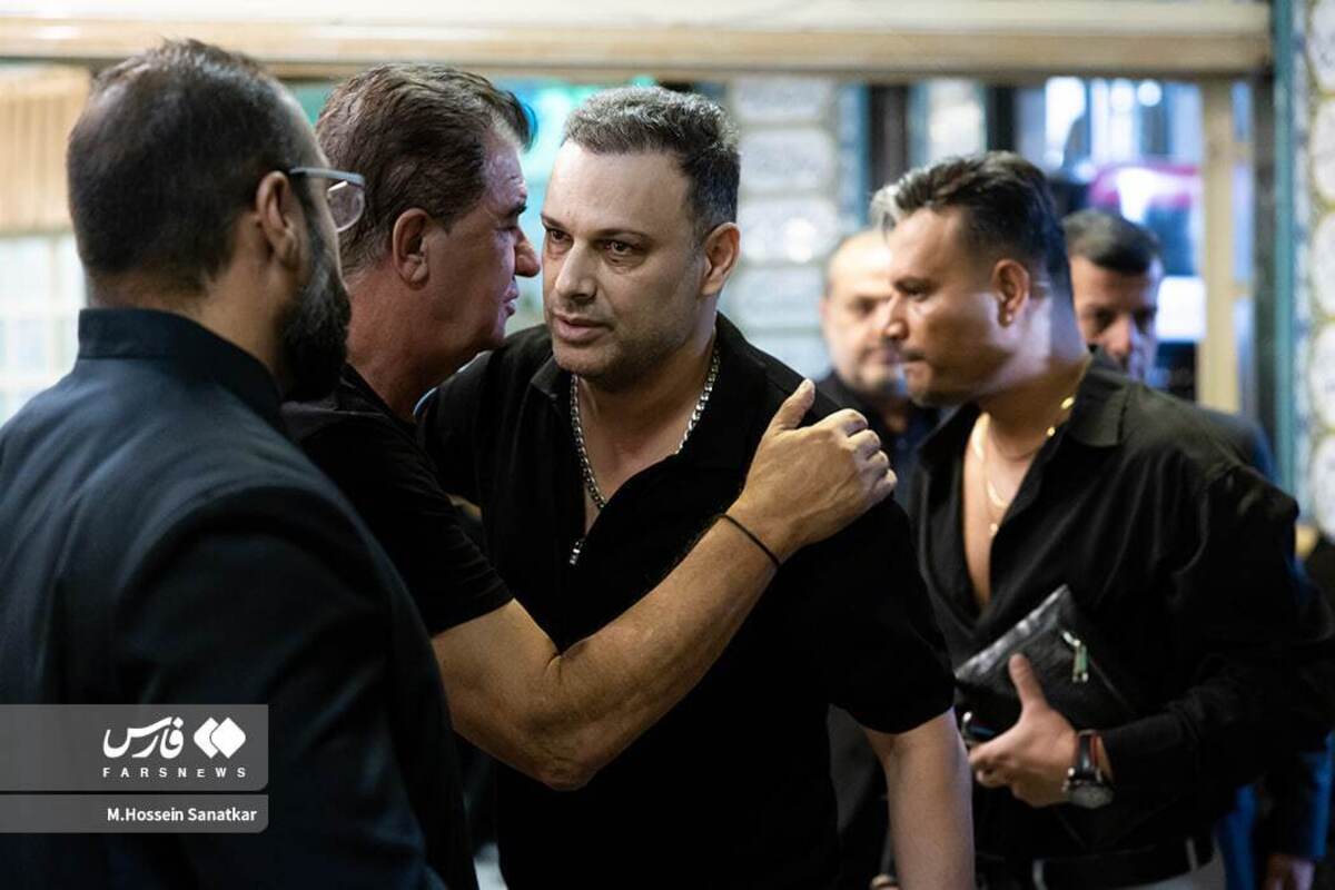 حضور هنرمندان در مراسم ختم امید جهان