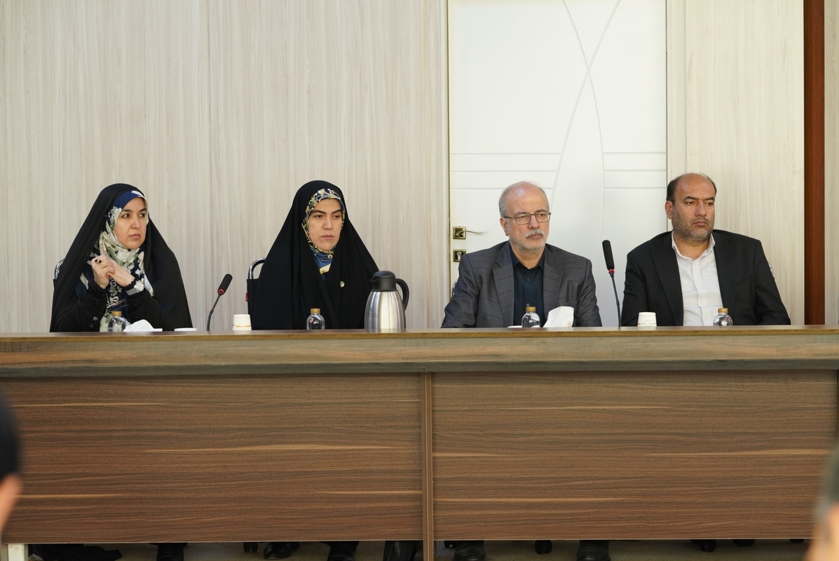 تجهیز ناوگان حمل و نقل ریلی منطقه آزاد ارس