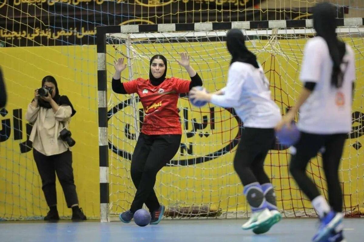 آغاز اردوی تیم ملی هندبال بانوان با سرمربی پرتغالی