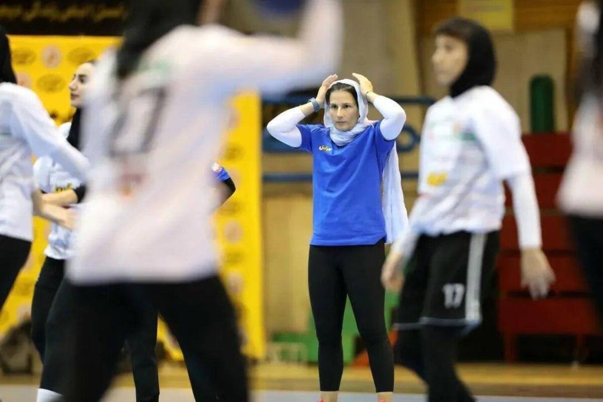 آغاز اردوی تیم ملی هندبال بانوان با سرمربی پرتغالی