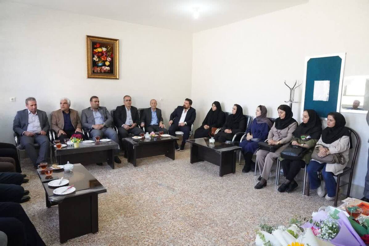 نماینده مرند و جلفا و مدیرعامل سازمان منطقه آزاد ارس