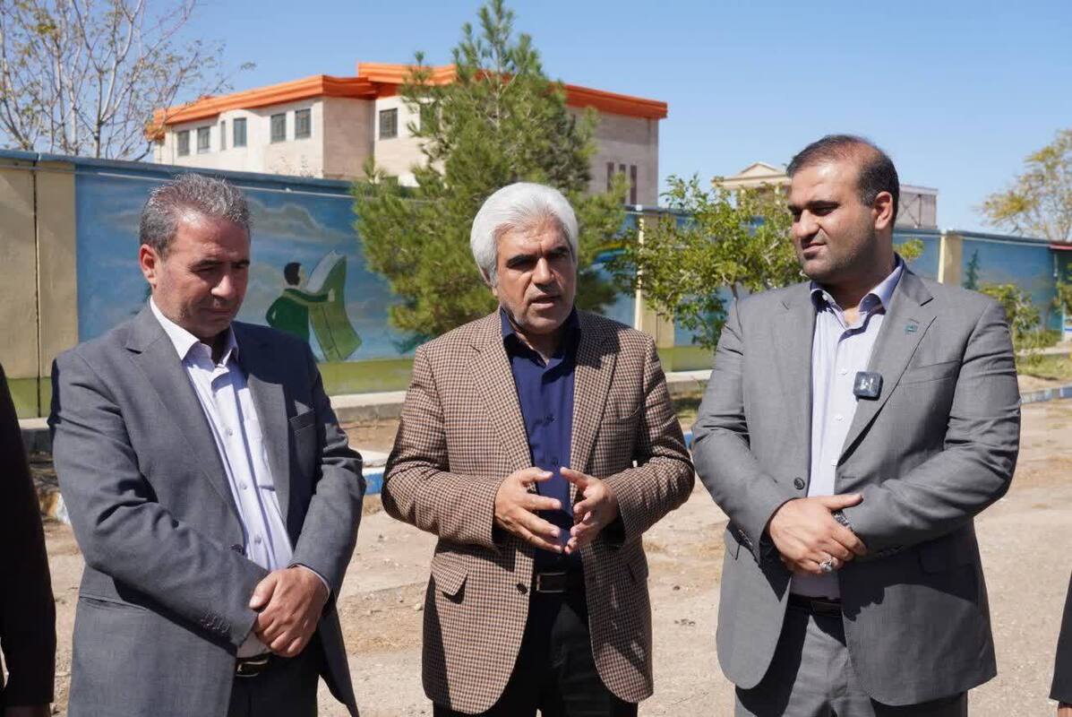 نماینده مرند و جلفا و مدیرعامل سازمان منطقه آزاد ارس