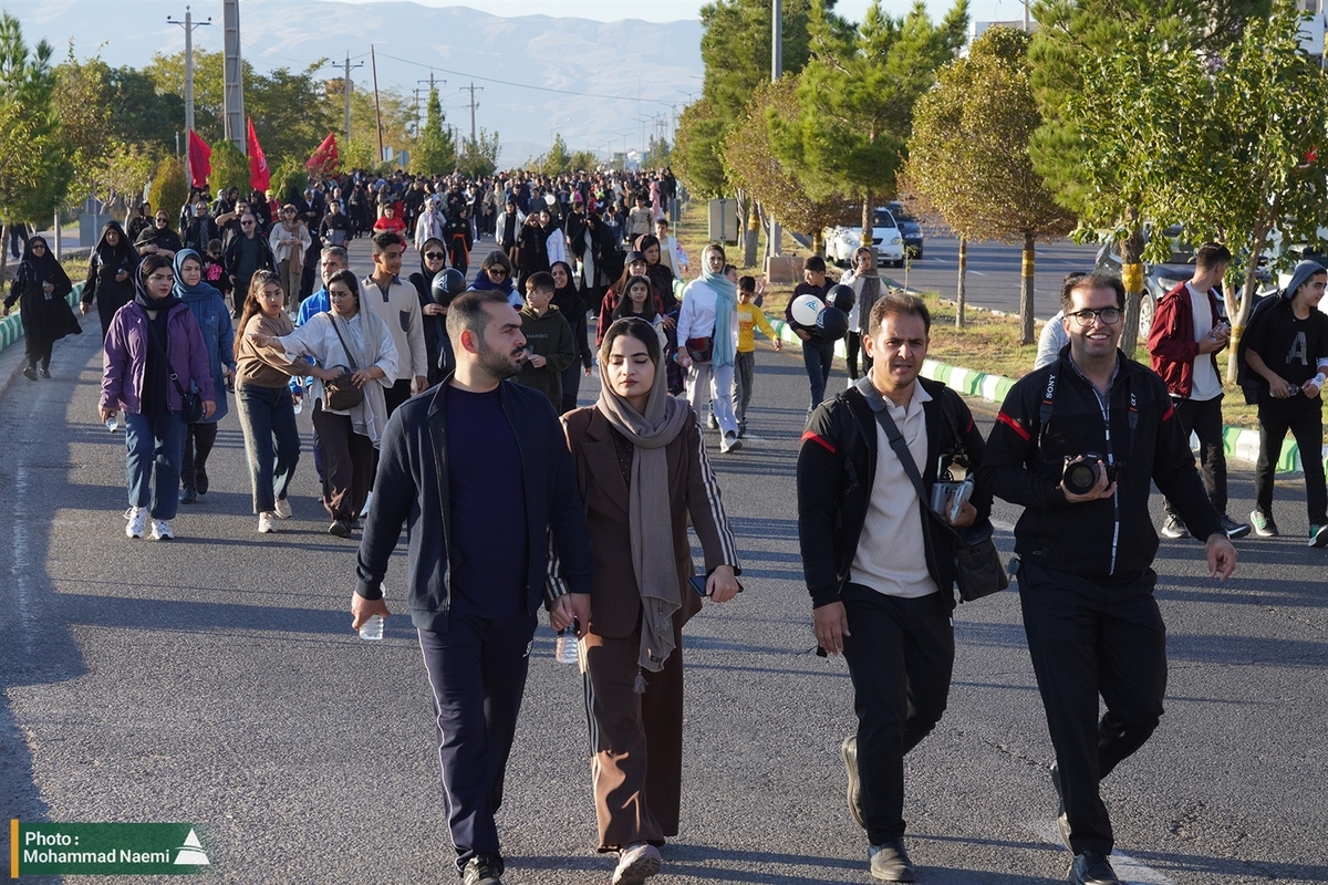  پیاده روی خانوادگی ارس