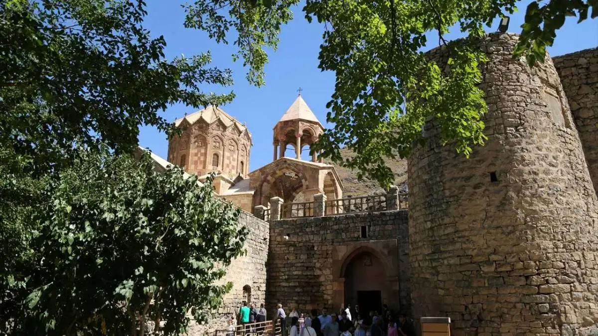 کلیسای تاریخی استپانوس مقدس جلفا