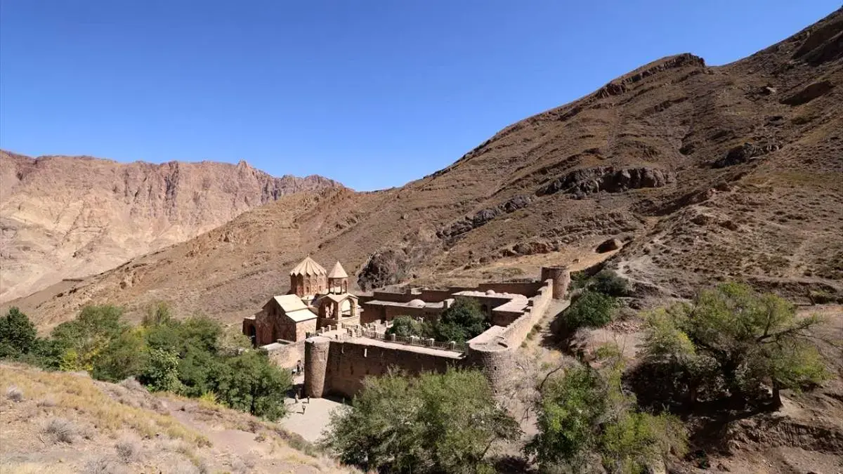 کلیسای تاریخی استپانوس مقدس جلفا