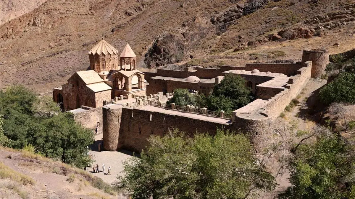 کلیسای تاریخی استپانوس مقدس جلفا