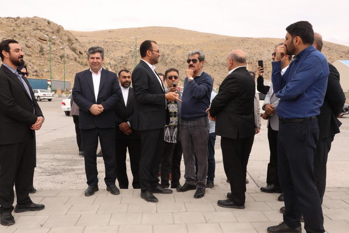 بازدید سردبیران رسانه از منطقه آزاد ماکو