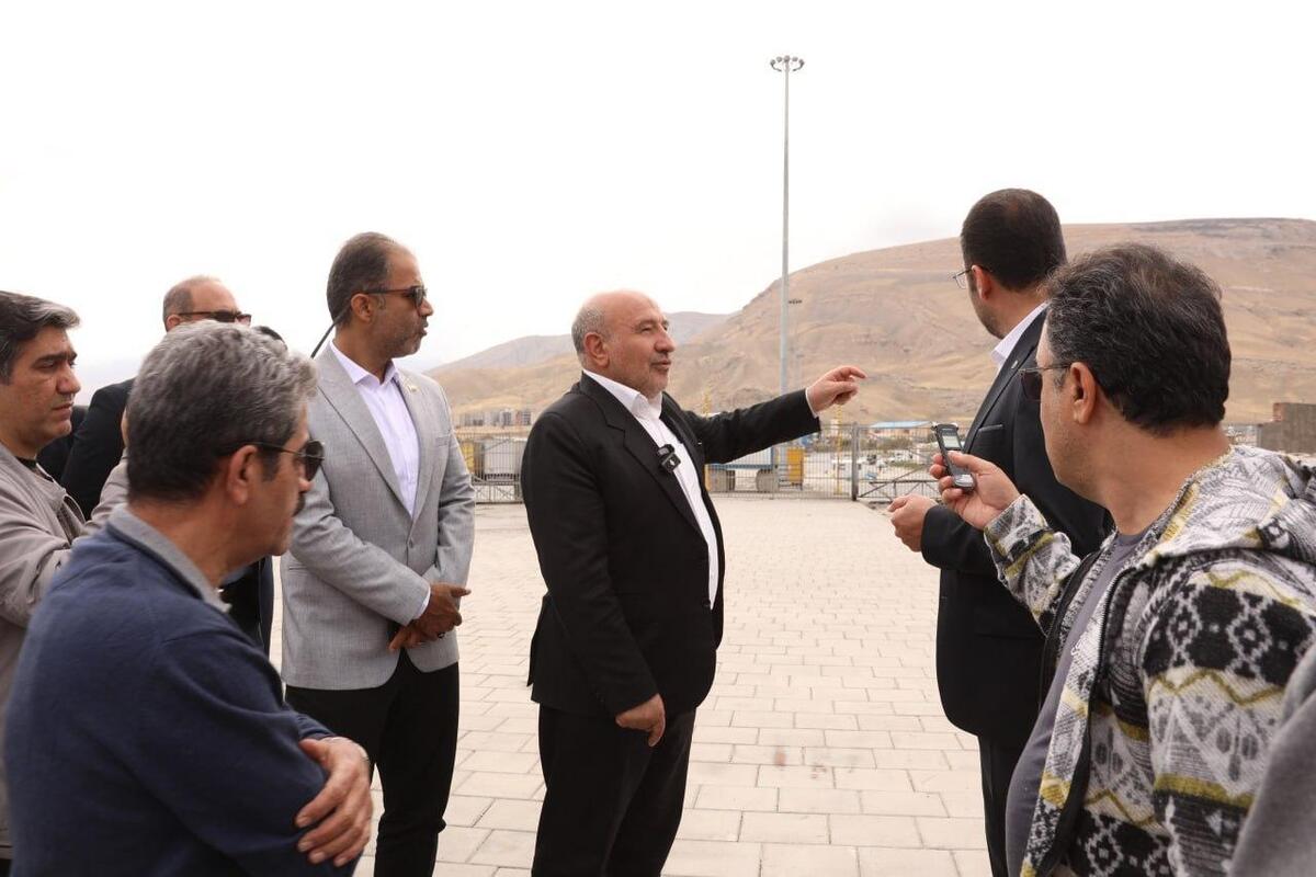 بازدید سردبیران رسانه از منطقه آزاد ماکو