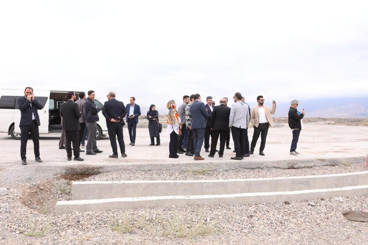 بازدید سردبیران رسانه از منطقه آزاد ماکو