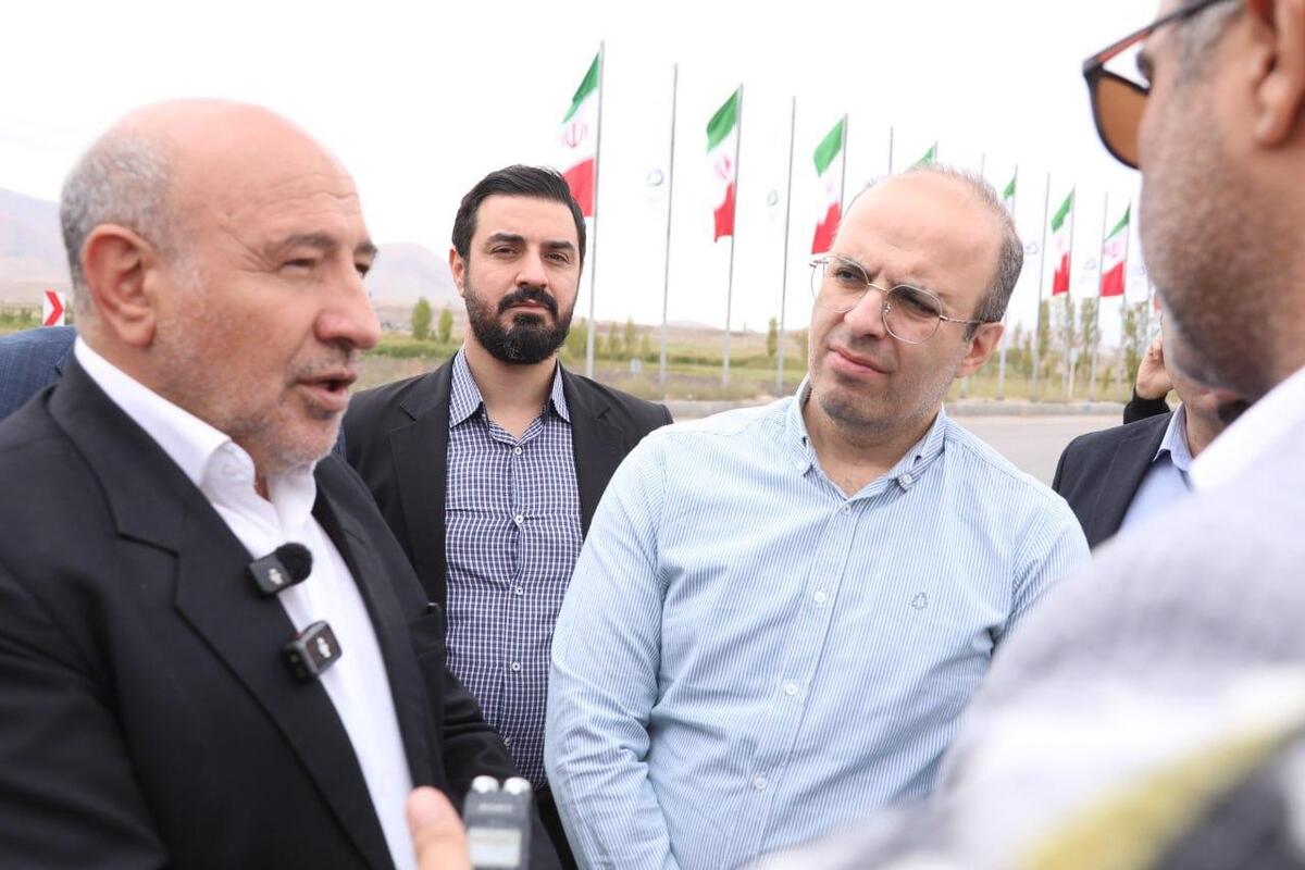 بازدید سردبیران رسانه از منطقه آزاد ماکو