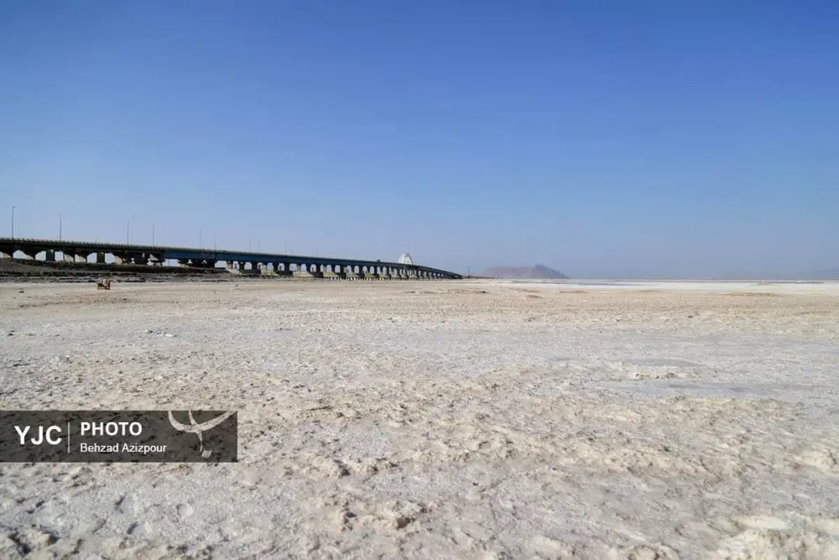 دریاچه ارومیه نفس‌های آخر را می‌کشد