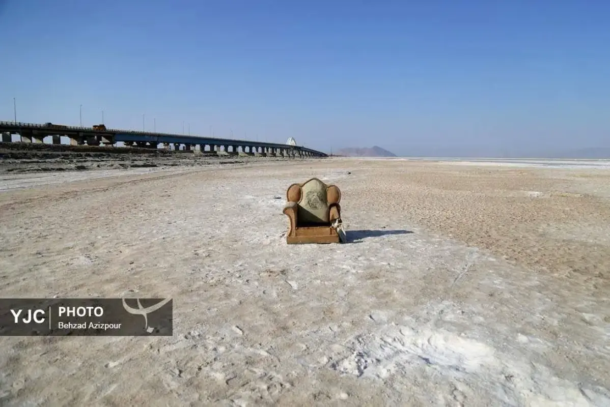 دریاچه ارومیه نفس‌های آخر را می‌کشد