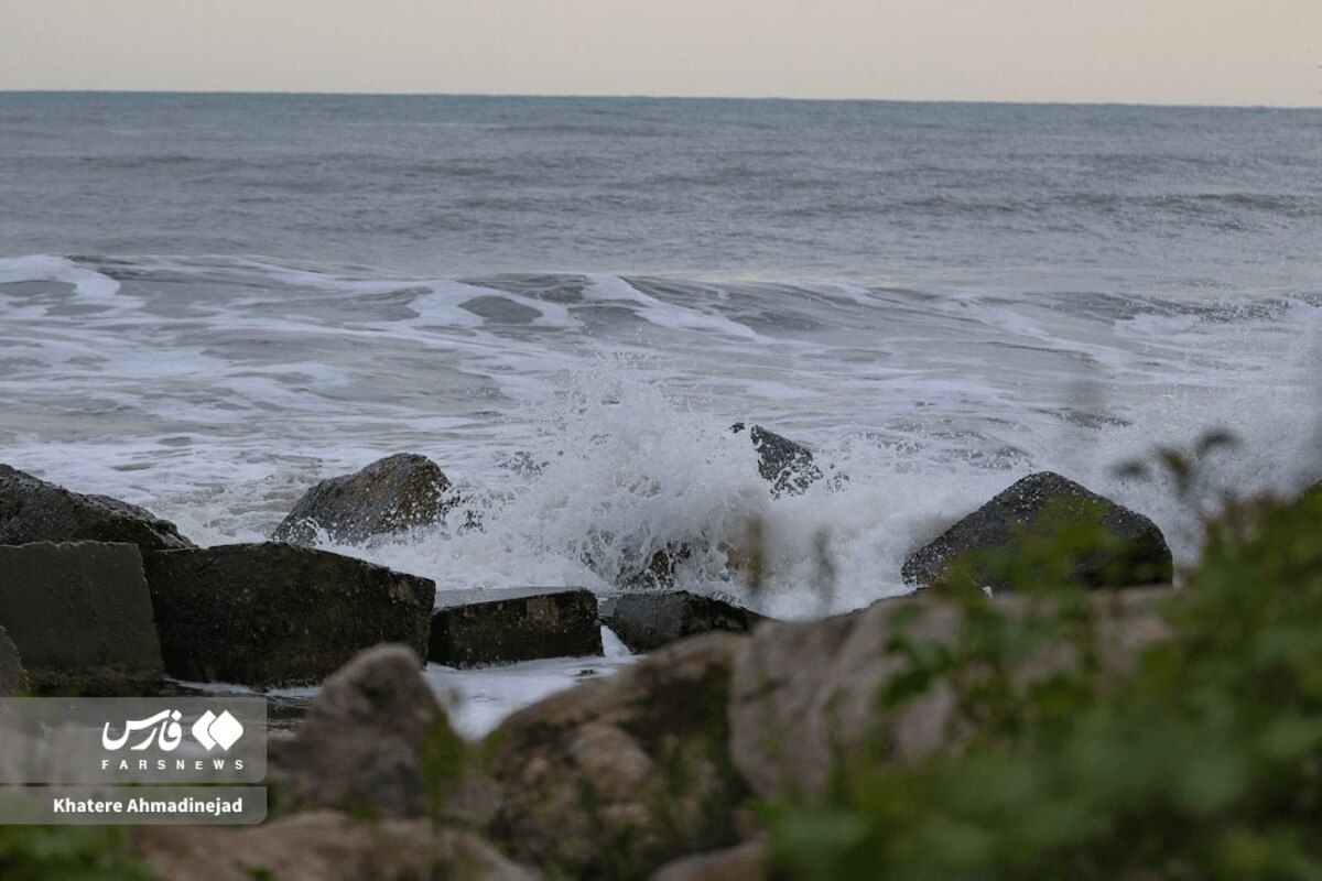 قدرت‌نمایی خزر در آغاز پاییز
