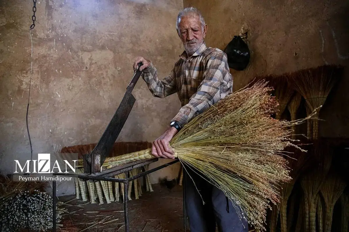 هنر ماندگار جاروبافی در خراسان شمالی