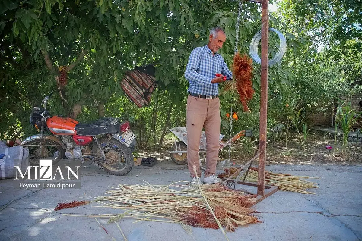 هنر ماندگار جاروبافی در خراسان شمالی