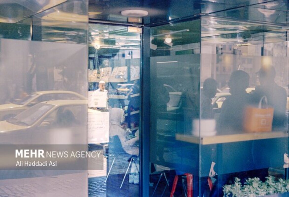 تنهایی در دل هیاهوی شهر