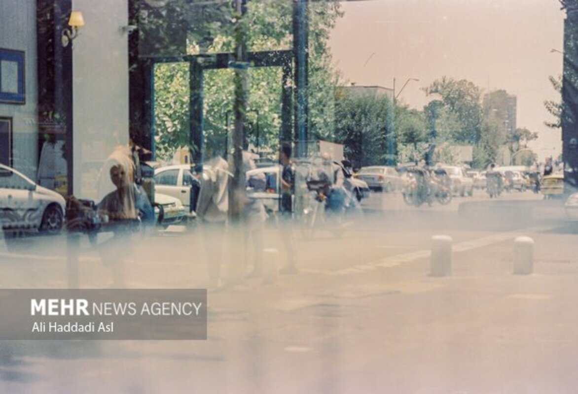 تنهایی در دل هیاهوی شهر