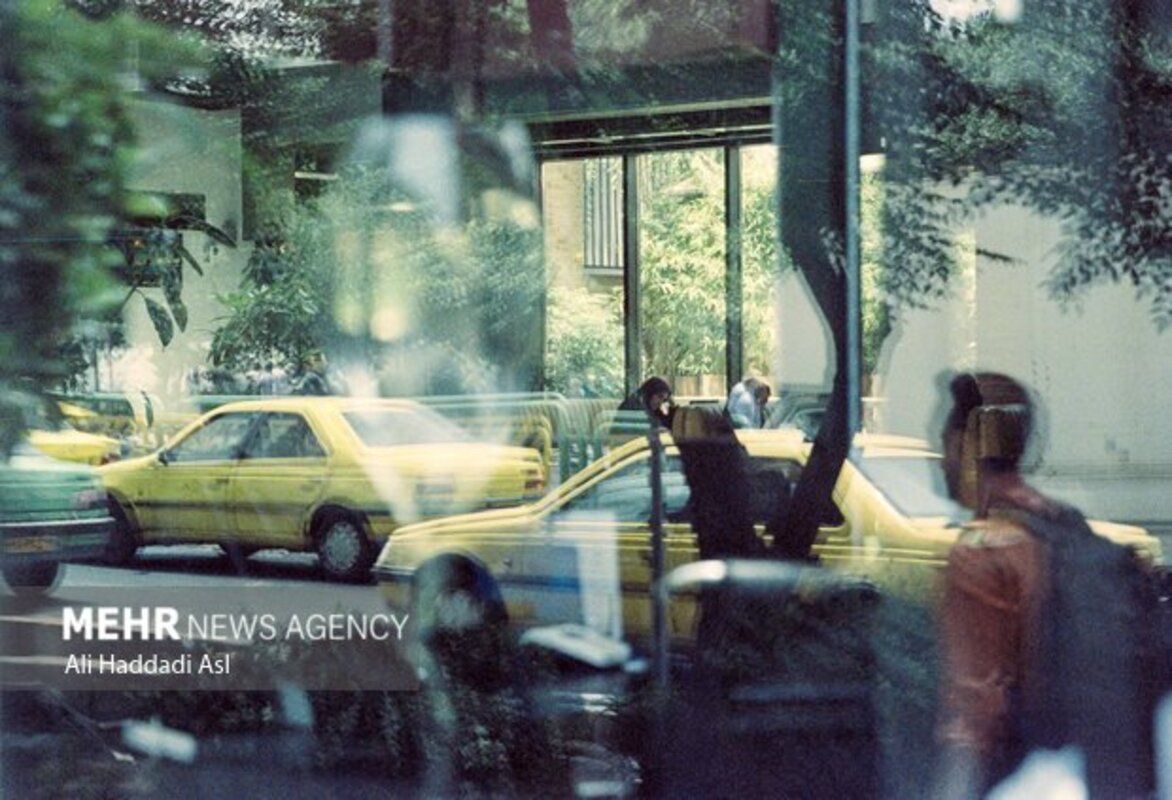 تنهایی در دل هیاهوی شهر