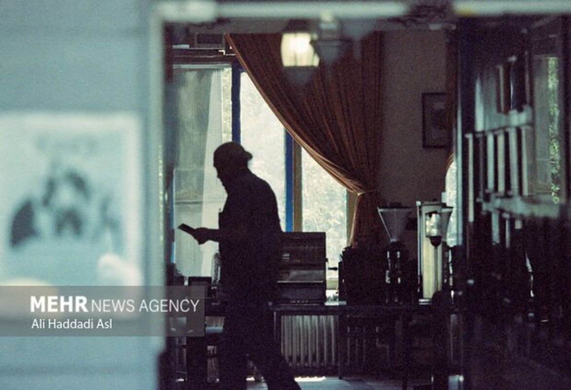 تنهایی در دل هیاهوی شهر