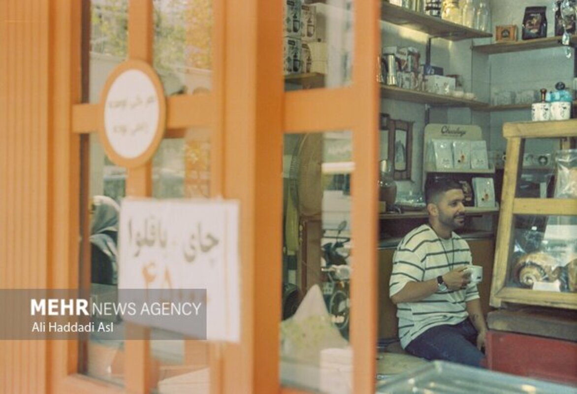 تنهایی در دل هیاهوی شهر