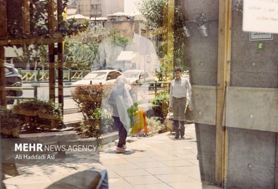 تنهایی در دل هیاهوی شهر