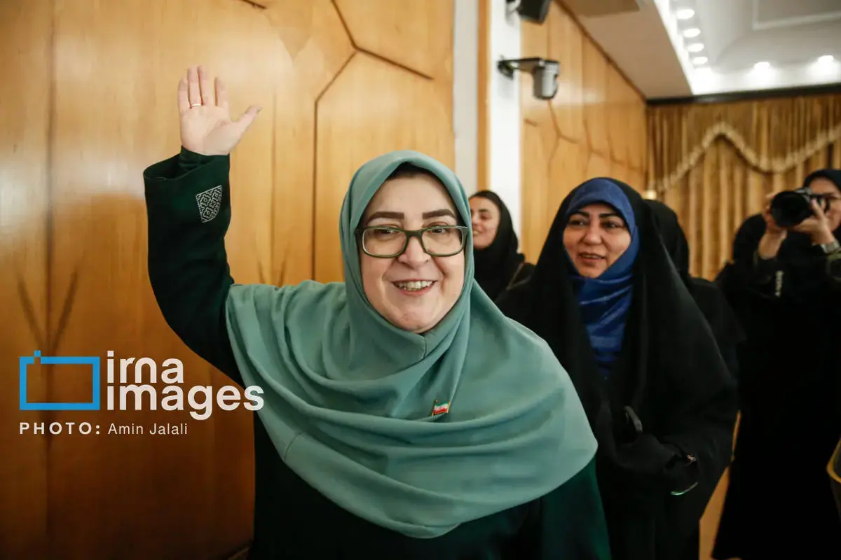 وقتی خانم سخنگو حالش بد می‌شود