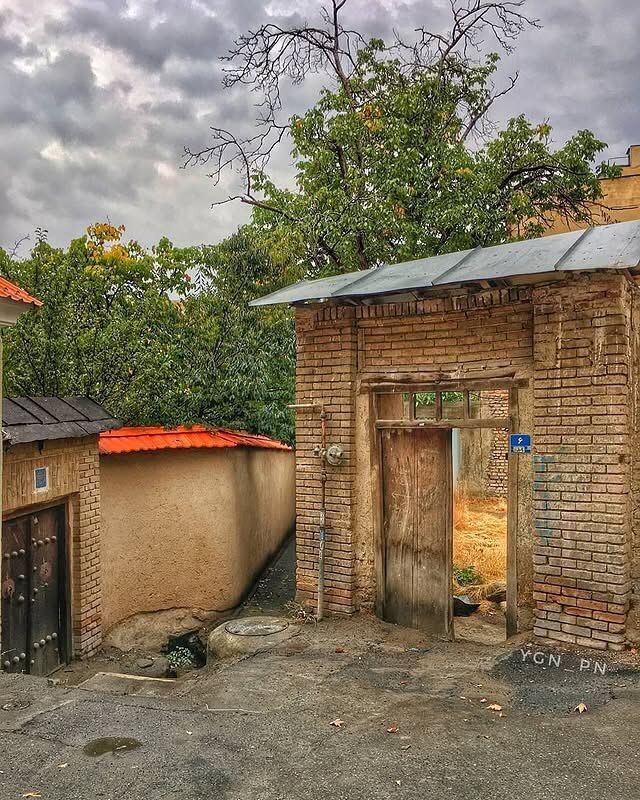 آواز رنگ‌ها در کوچه‌های پاییزی درکه