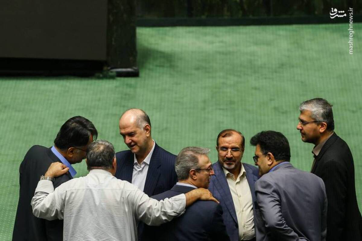 حواشی صحن علنی مجلس