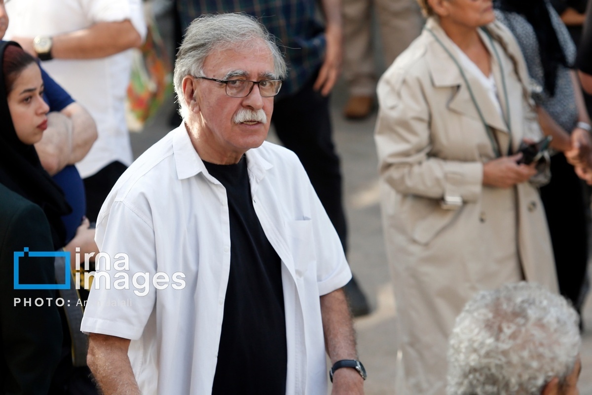 مراسم تشییع پیکر ناصر تقوایی با حضور هنرمندان