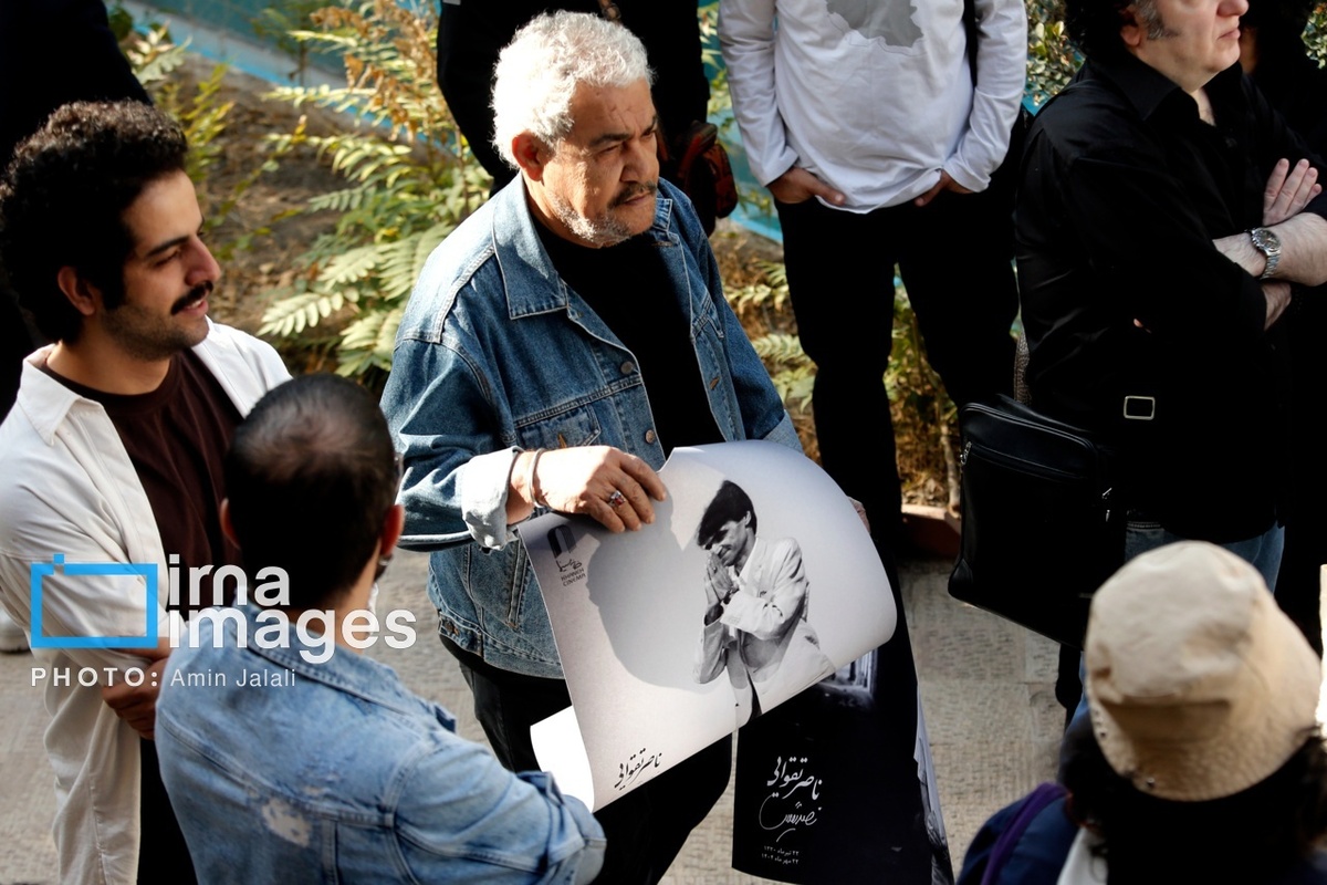 مراسم تشییع پیکر ناصر تقوایی با حضور هنرمندان