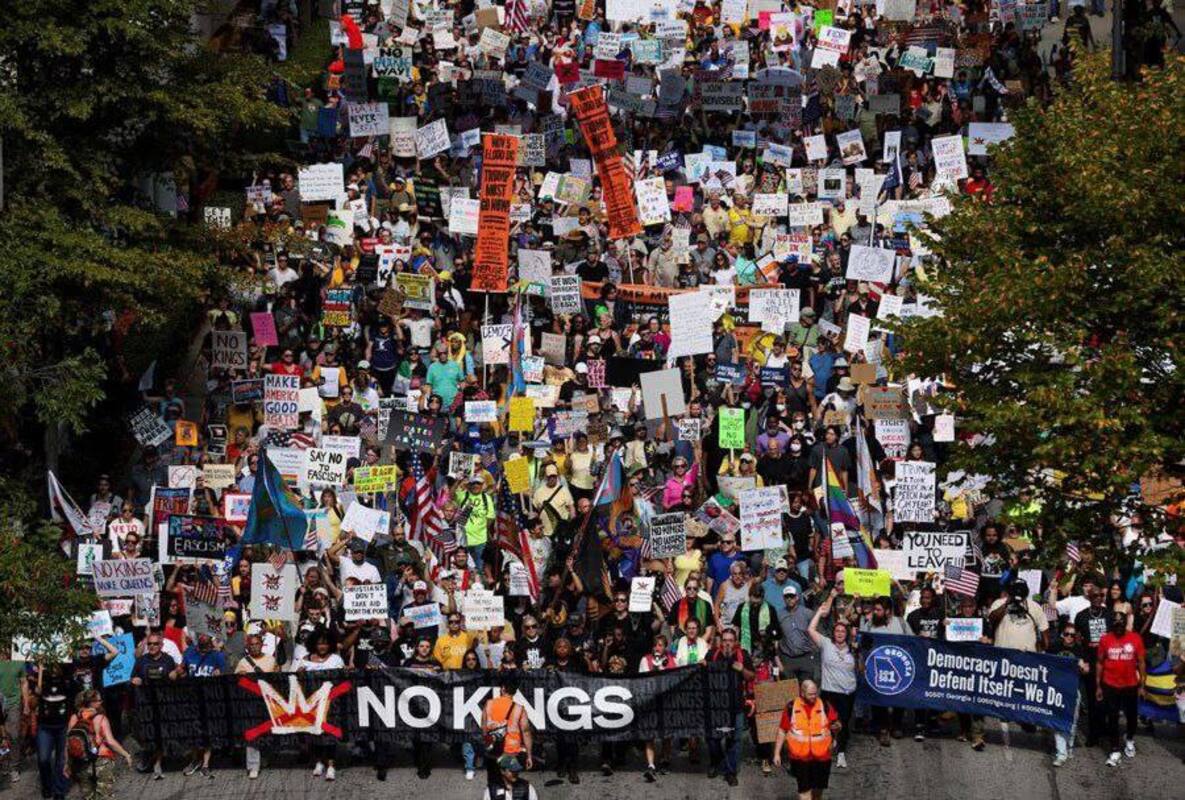 تظاهرات ضد پادشاهی ترامپ