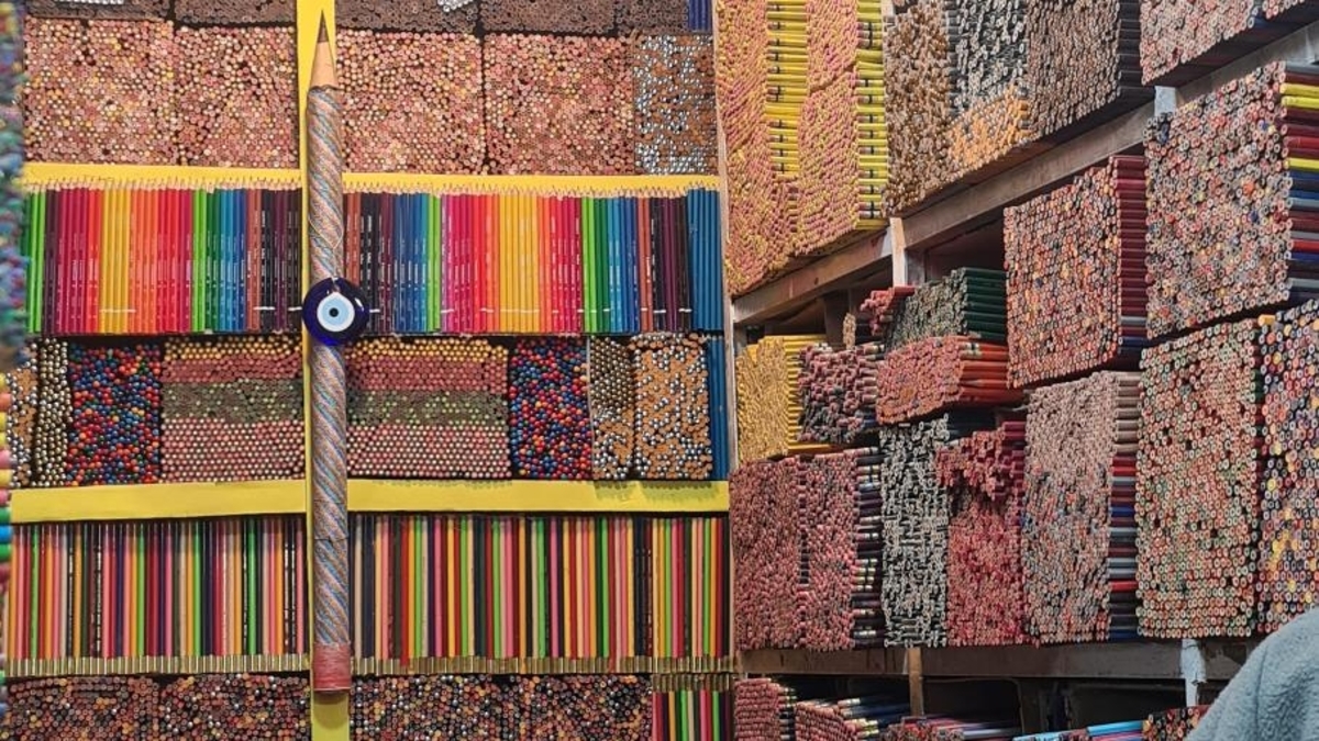 فروشگاه مداد رفیع 