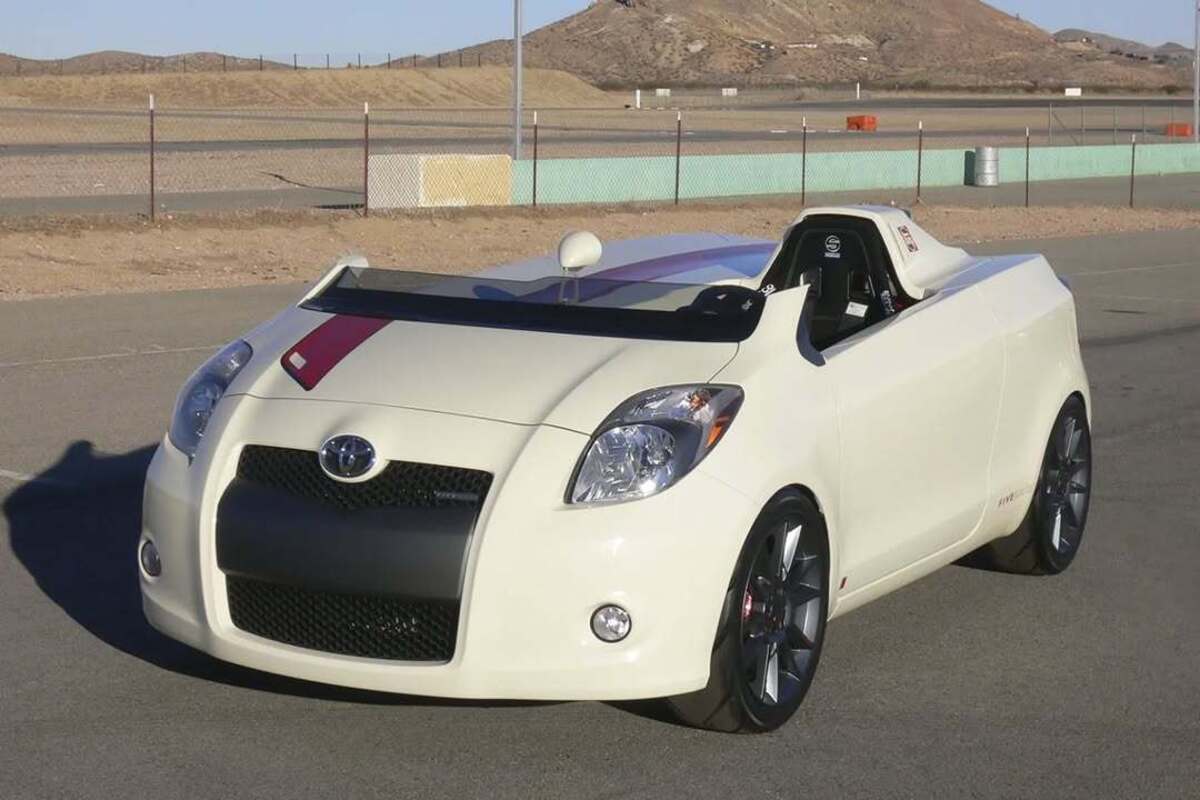 معرفی خودرو تویوتا یاریس جهان 