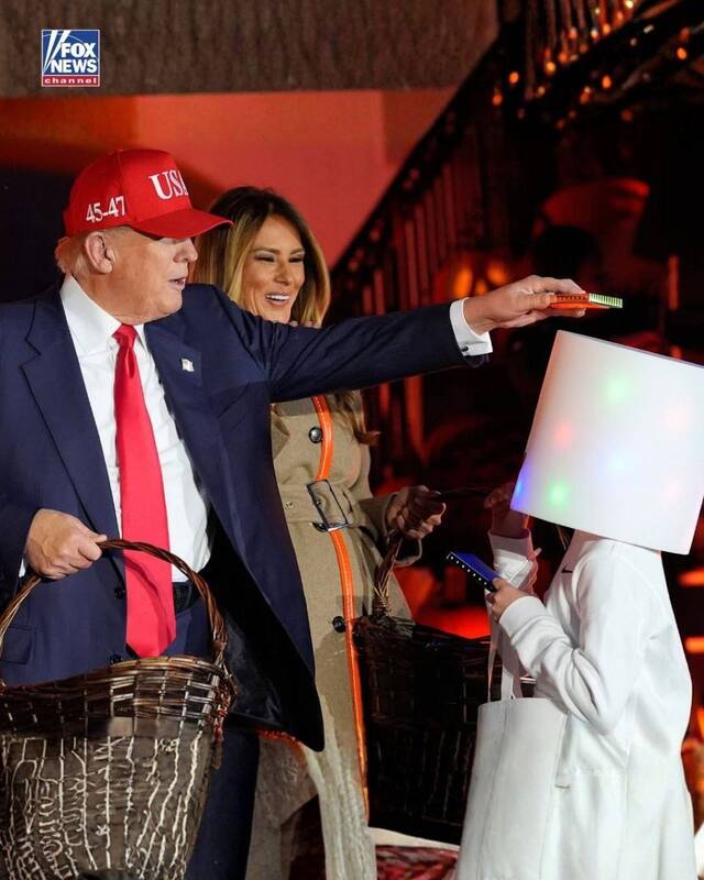 ترامپ و ملانیا میزبان هالووین در کاخ سفید