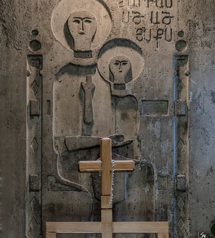 کلیسایی عجیب در قلب تهران