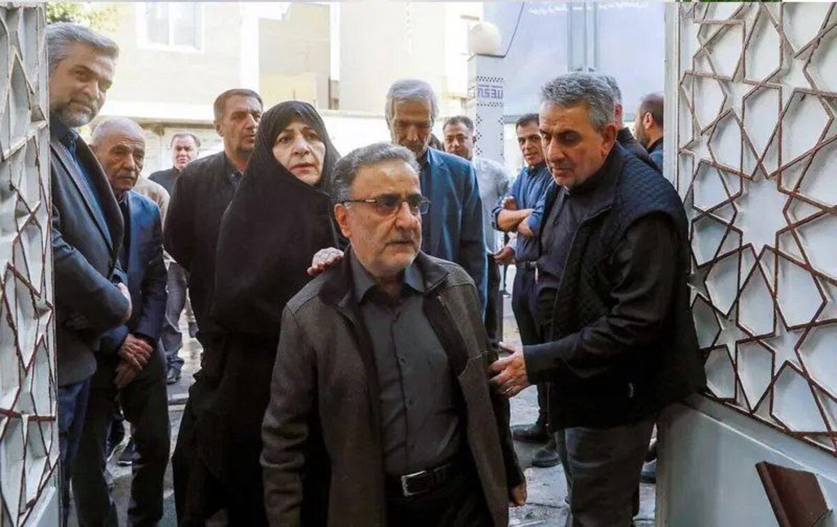 مراسم تشییع برادر سید مصطفی تاجزاده