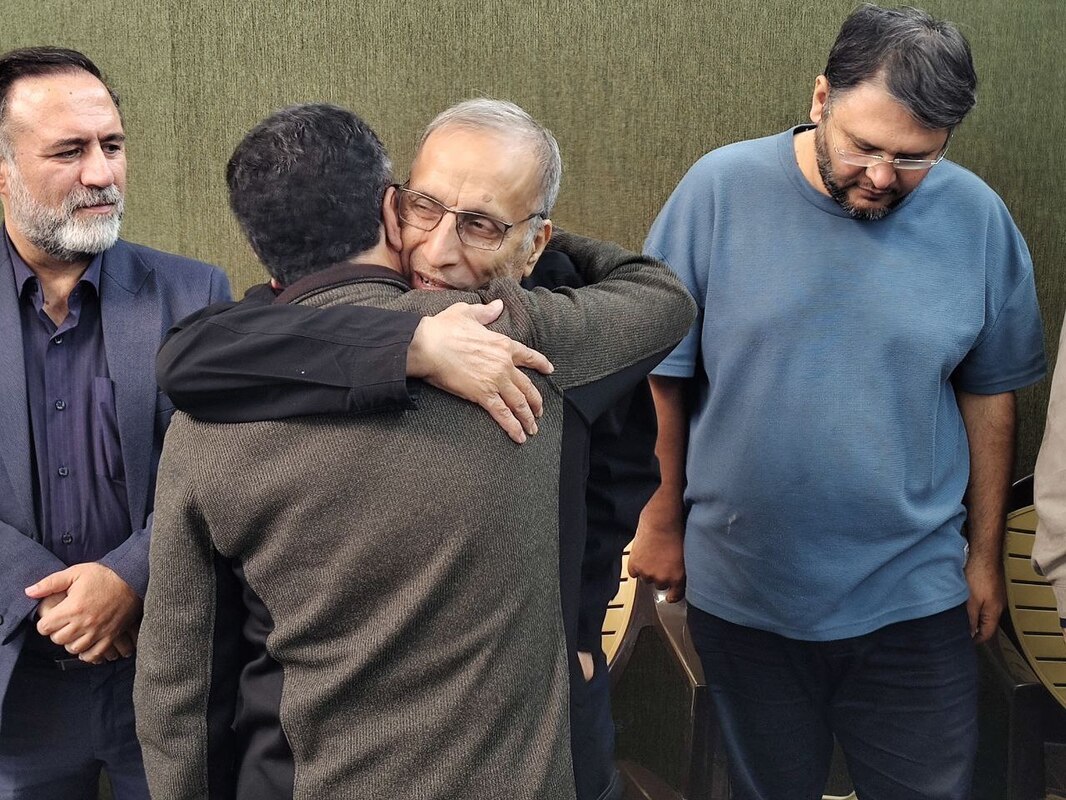 مراسم تشییع برادر سید مصطفی تاجزاده