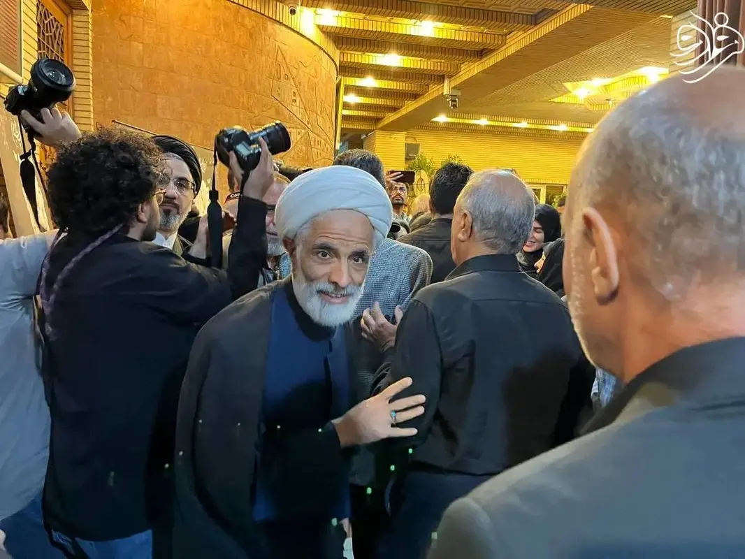 مراسم یادبود برادر مصطفی تاجزاده با حضور فعالان سیاسی