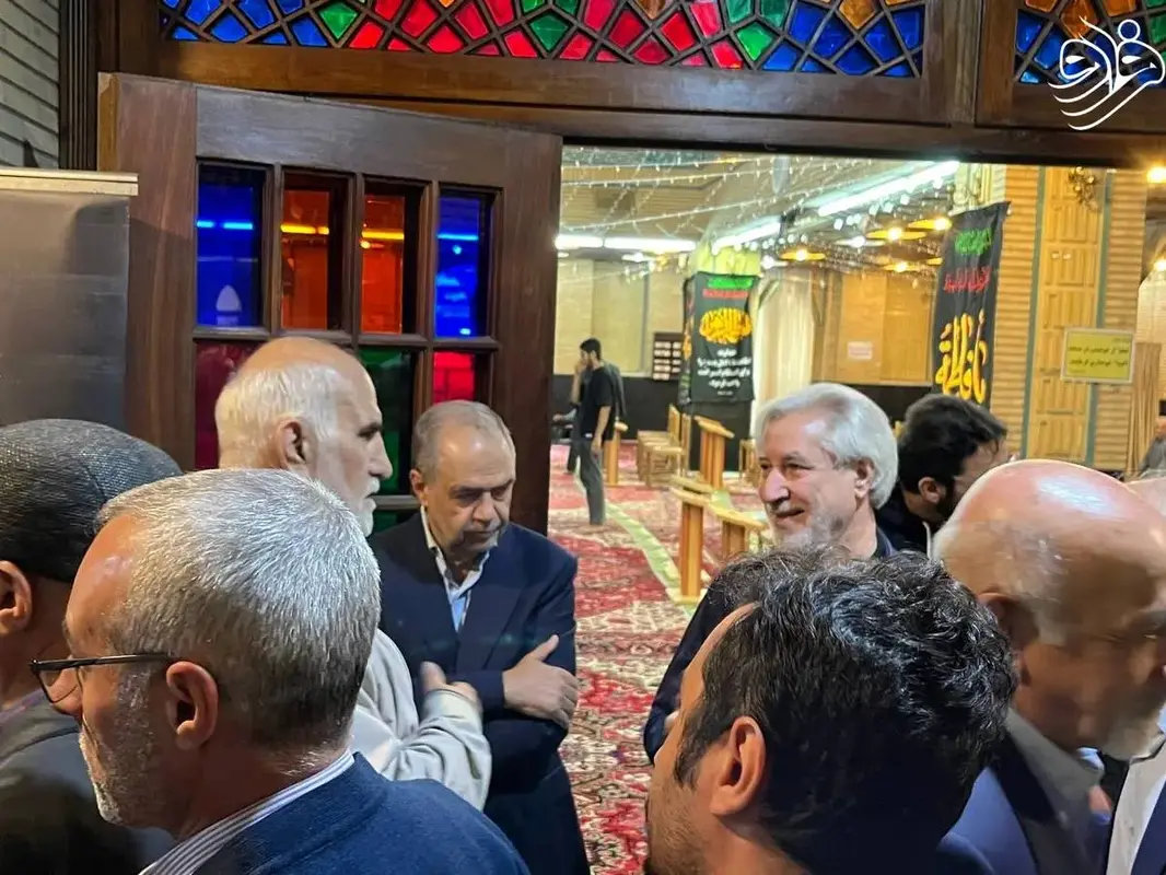 مراسم یادبود برادر مصطفی تاجزاده با حضور فعالان سیاسی