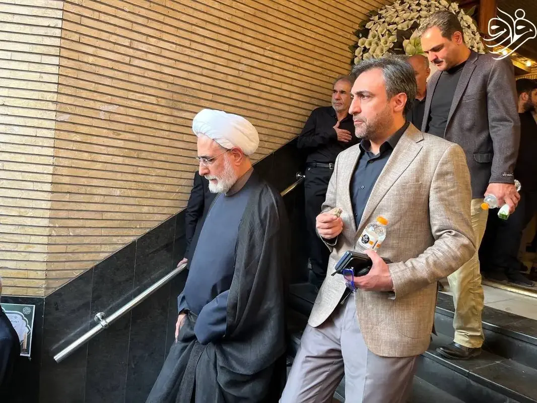 مراسم یادبود برادر مصطفی تاجزاده با حضور فعالان سیاسی