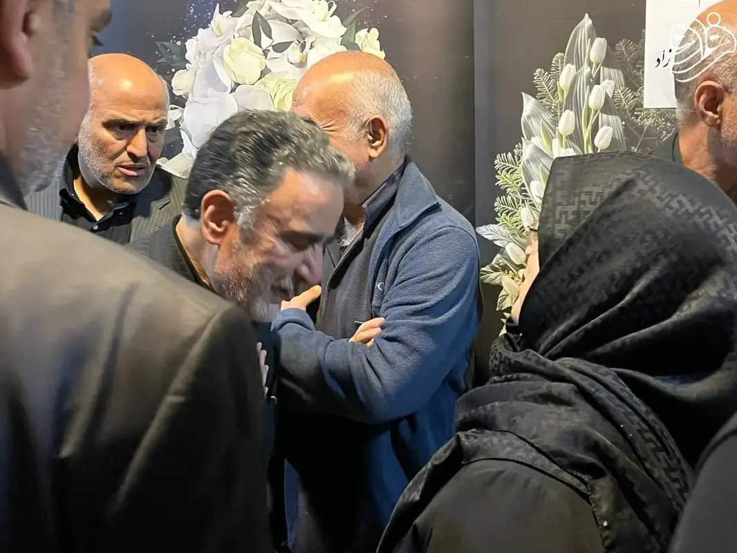 مراسم یادبود برادر مصطفی تاجزاده با حضور فعالان سیاسی