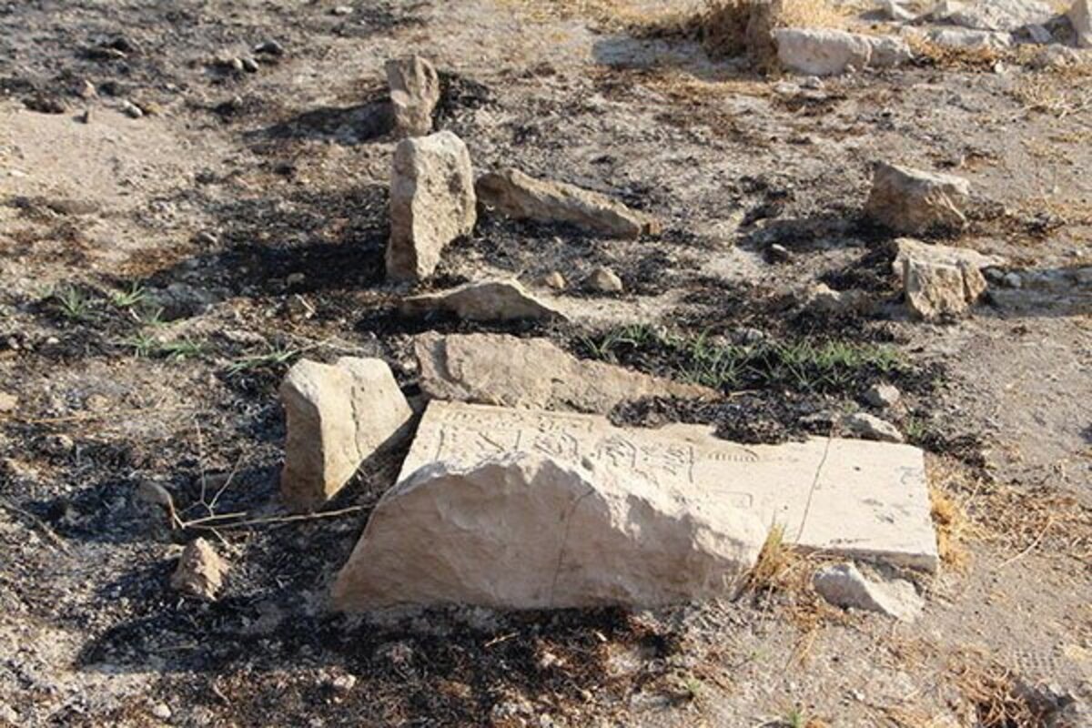 گورستان قاجاری زیر تیغ گنج‌یابان